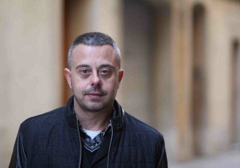 El escritor barcelonés Toni Hill, en una imagen promocional