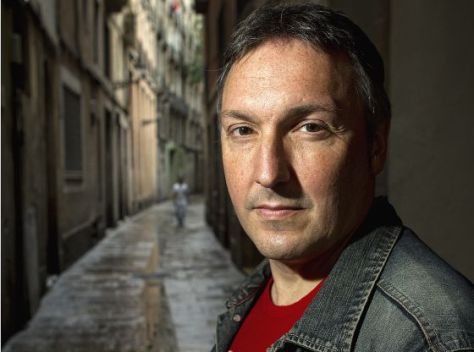 El escritor Carlos Zanón, en una imagen promocional