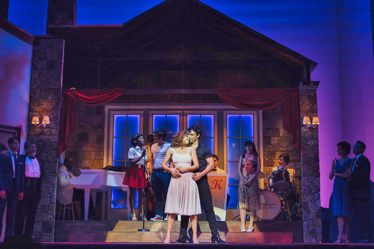 DirtyDancingelespectaculo-ChristianSanchezbailaconAmandaDigon