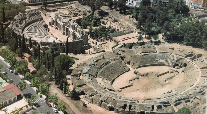 Visita guiada por el anfiteatro y teatro romano_destacado